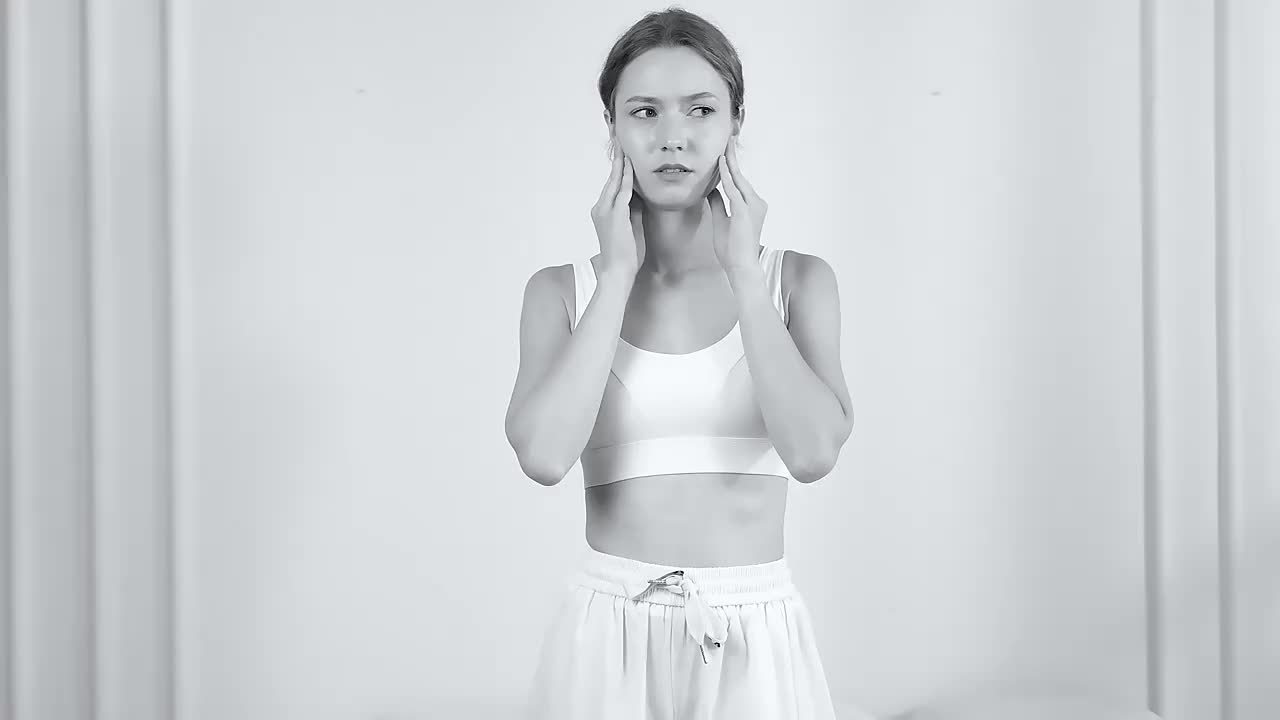 Cooling Rechargeable Facial Massager With Four Rollers