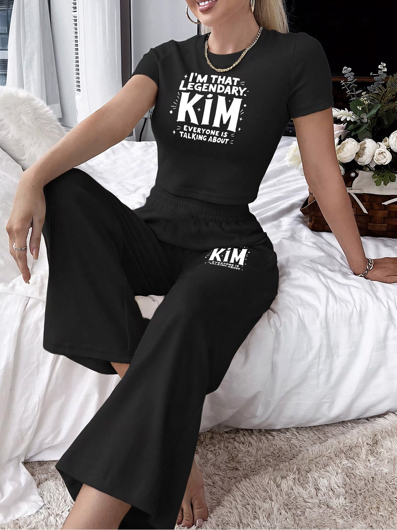Women'S Casual Two-Piece Set - "I'm That Kim" Graphic T-Shirt & Wide-Leg Pants with Slant Pocket, Elegant Polyester Blend, All-Season Wear, Casual Wear|Graphic Print Top|Polyester Blend
