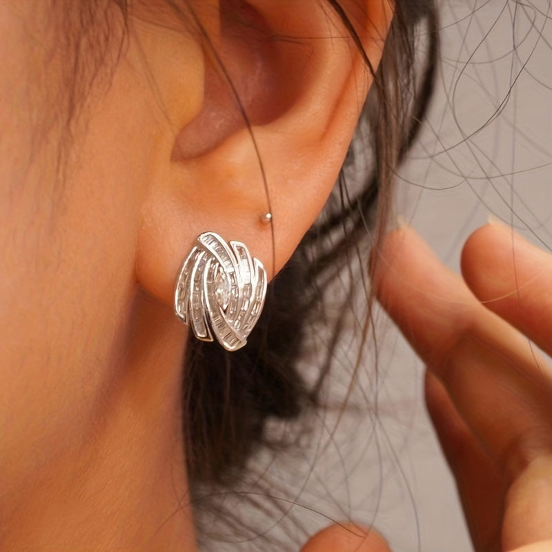 1 pair of elegant S925 sterling silver earrings - nickel free - hypoallergenic - simple chic, perfect for banquets and engagements - ideal for everyday wear and August birthday stone gifts