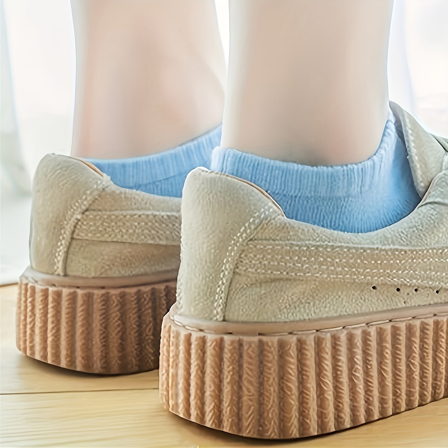 5/10/20 Pairs Women’s Colorful Heart Print Ankle Socks - Soft, Breathable, No-Show Design, Valentine’s Day Candy Colors, Comfortable Low-Top Stockings for Casual Wear, Cute Socks