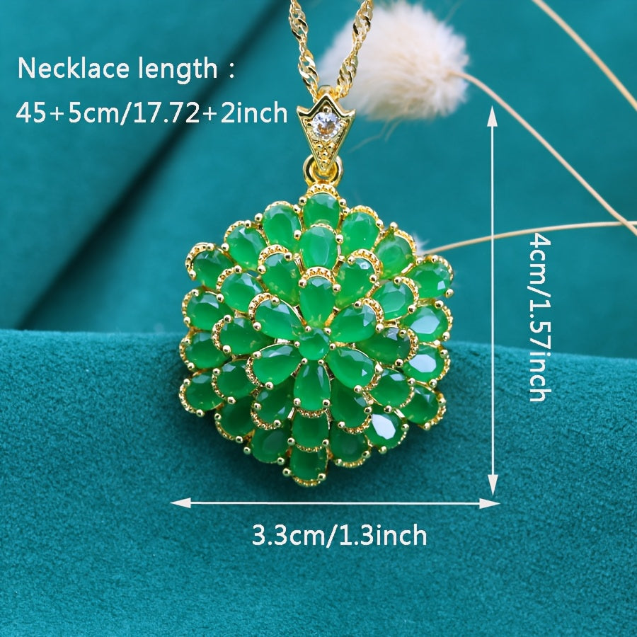 Retro 18K Gold Plated Flower Pendant Necklace With Zirconia