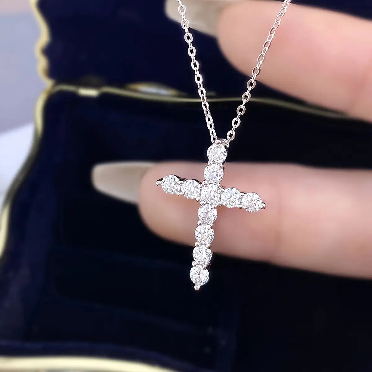 S925 Moissanite Cross Pendant Necklace Classic Design
