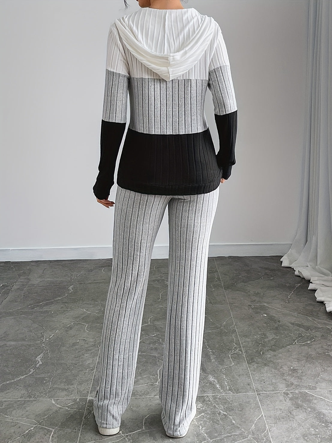 Women'S High-Waisted, Floor-Length Wide-Leg Pants Set with a Stylish And Casual Zip-Up Knit Design.