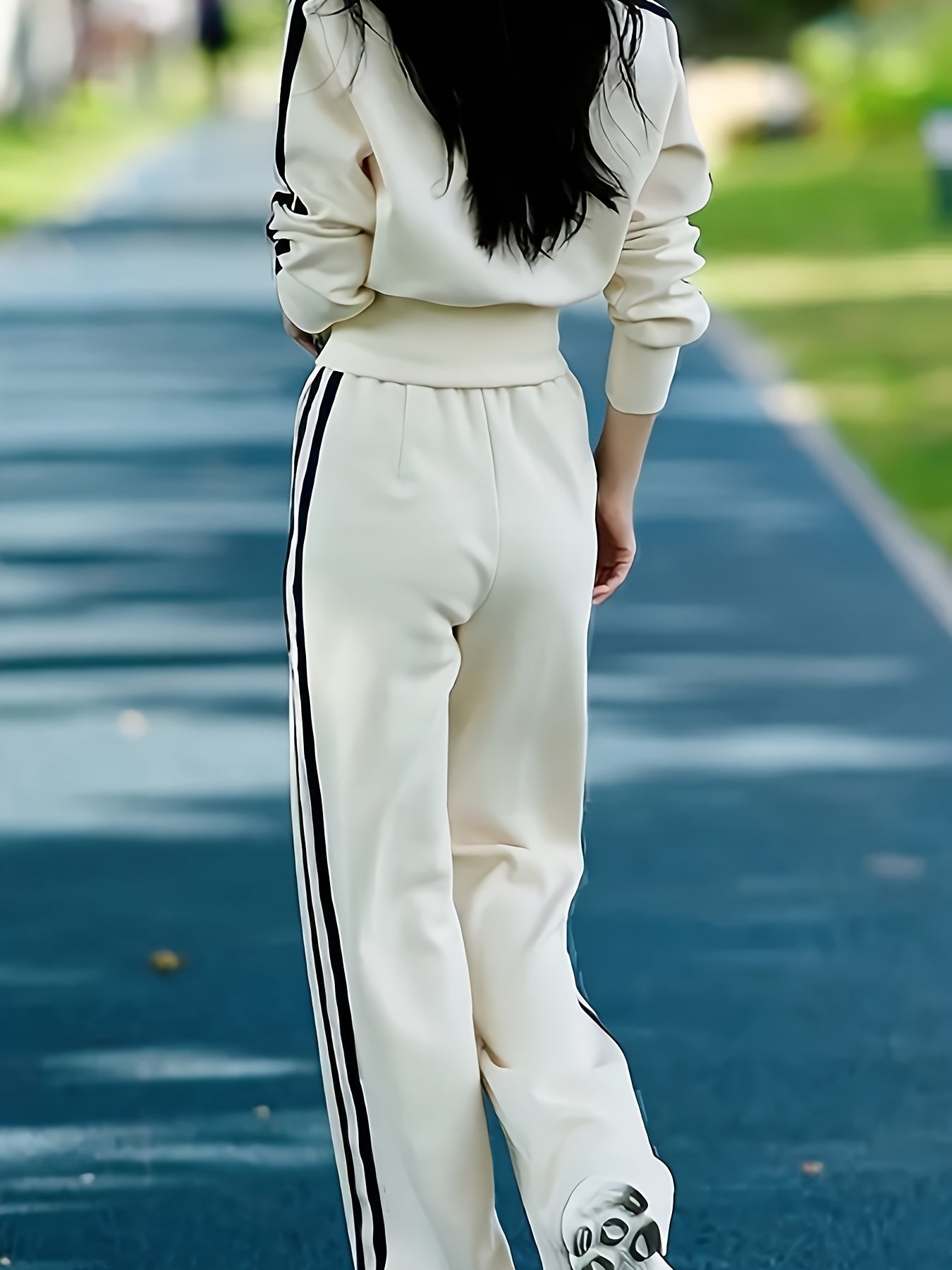 New Casual Sportswear Two Sets Of Wide-leg Pants Zipper Top