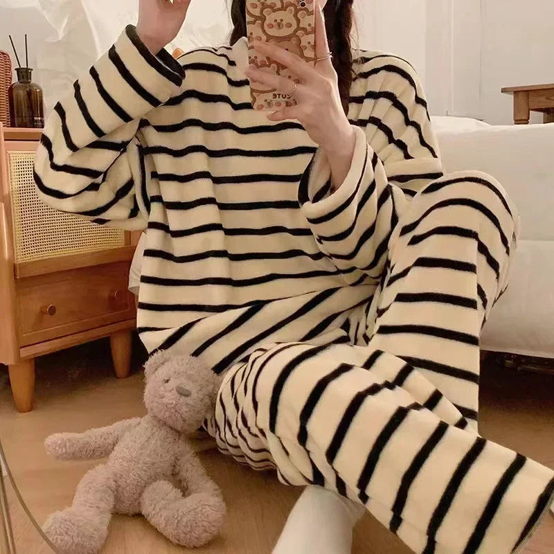 Thickened Warm Pyjamas Set for Women‘s Coral Velvet Sleepwear Student Long Sleeve Blue Striped Nightwear Homewear Cartoon Cute