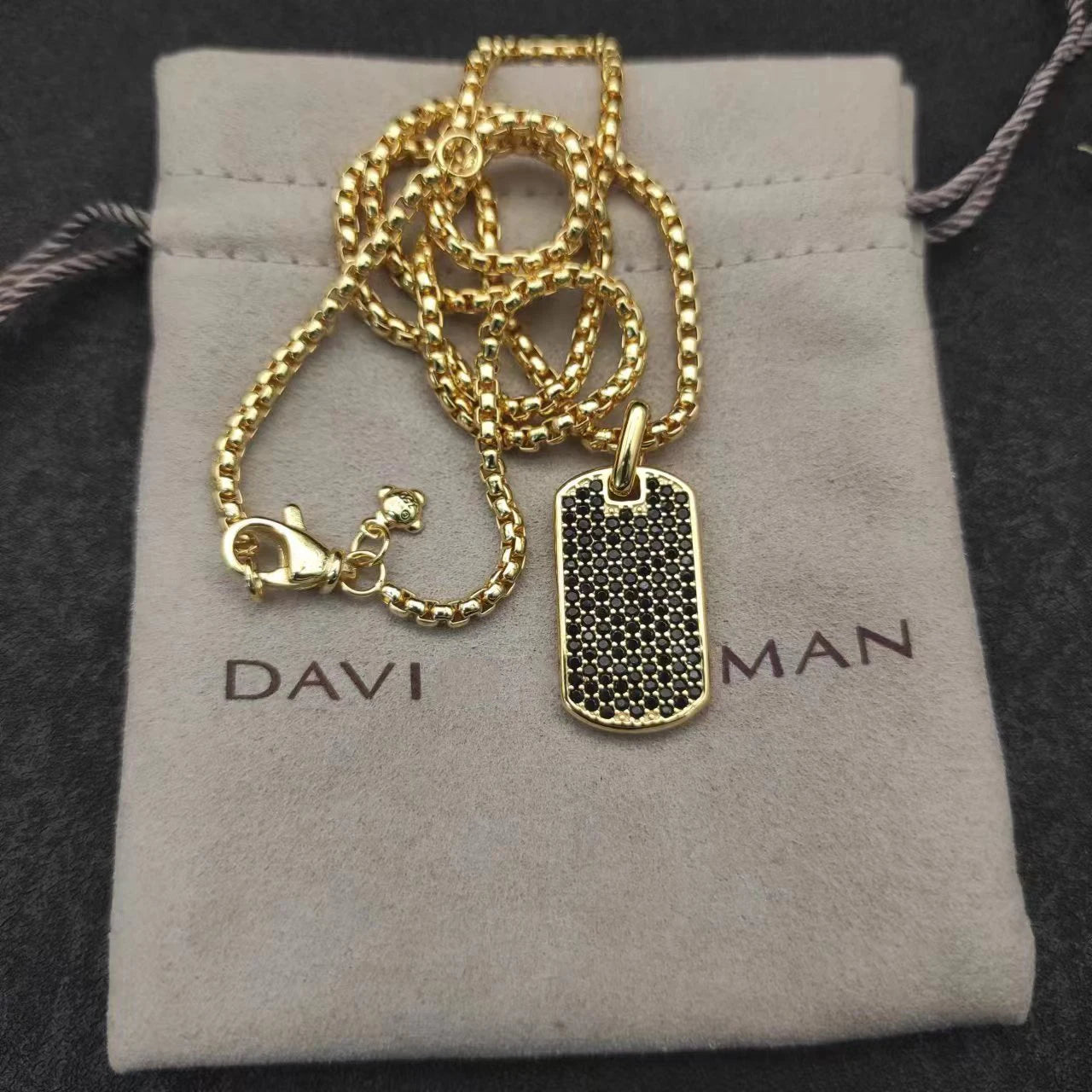 2025 New DY Classical Style Women's Pendant Necklace Simplicity Exquisite Diamond Elegant and Exquisite Jewelry for Any Occasion