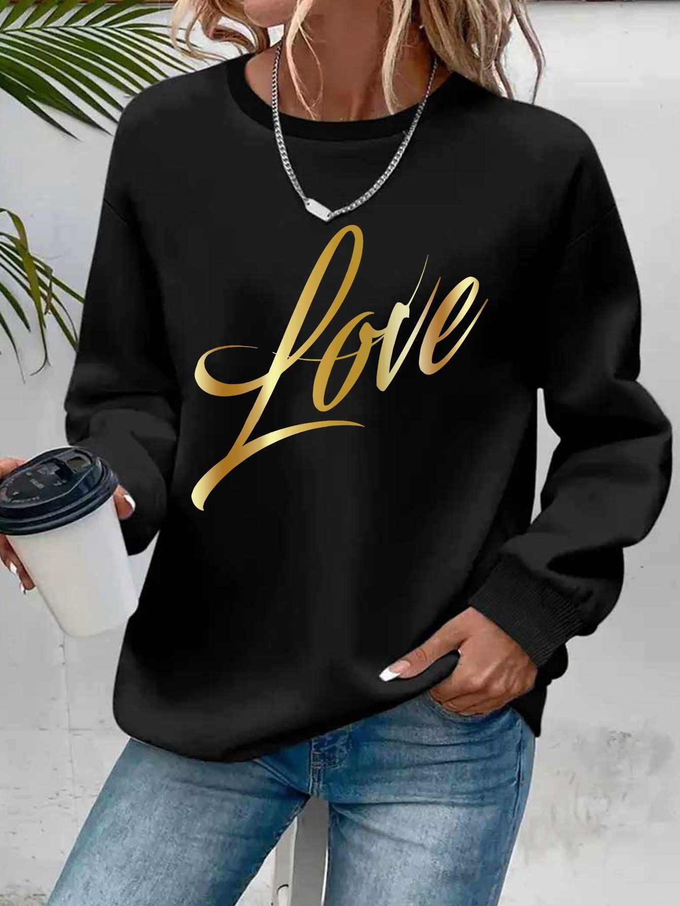 Casual Crew Neck Sweatshirt With Love Letter Graphic Print