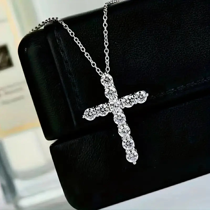 S925 Moissanite Cross Pendant Necklace Classic Design