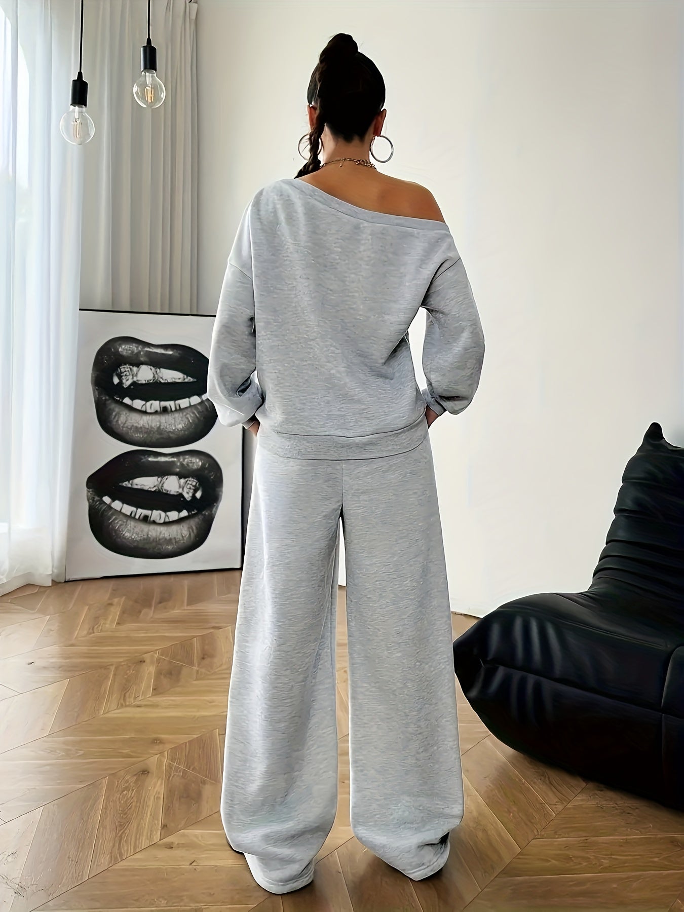 New Women's Two-Piece Set: Fashion Casual Thickened Loose Round Neck Minimalist Digital Print T-Shirt & Pants with Off-Shoulder Sweatshirt + Lace Drawstring Long Joggers