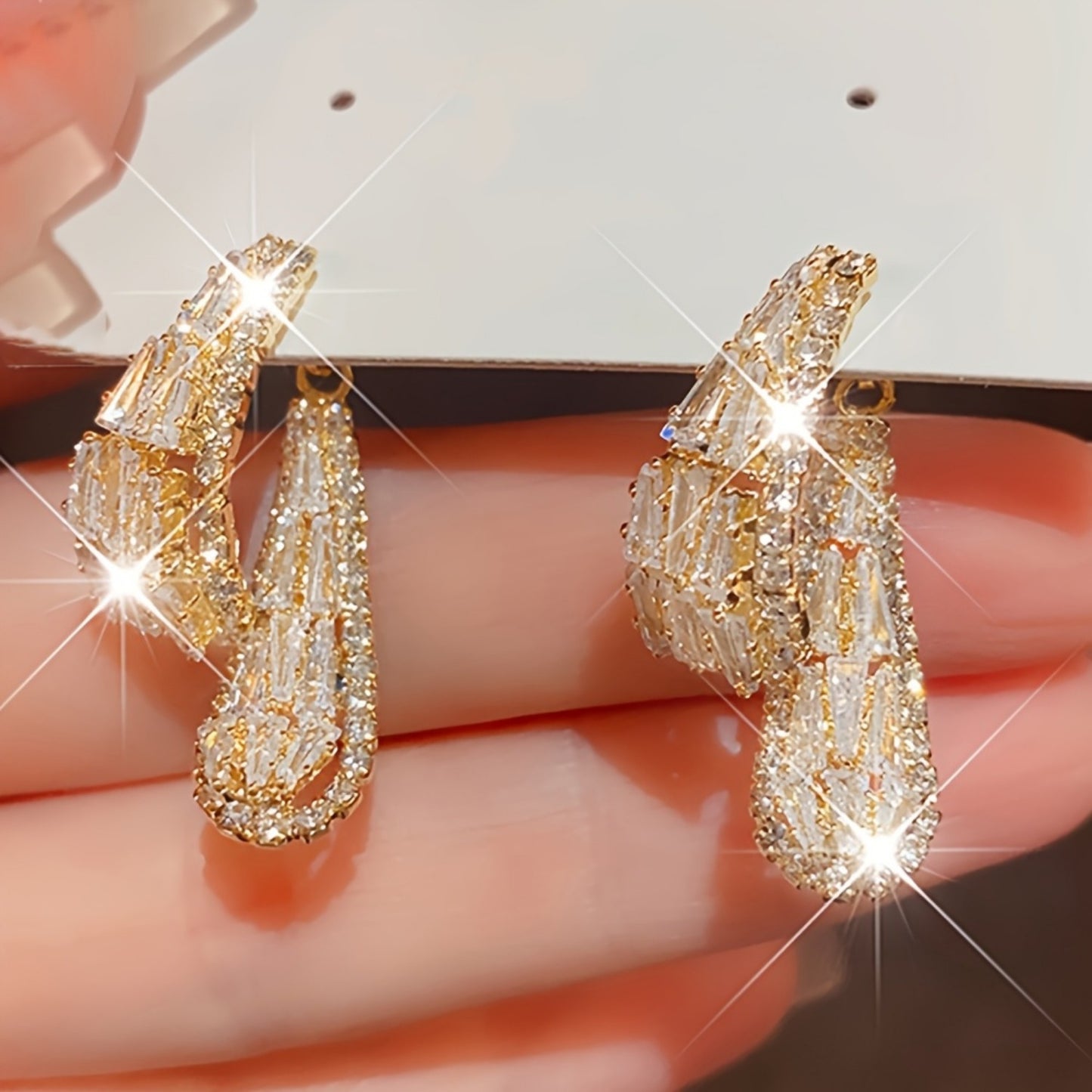 2pcs Elegant Women's Zirconia Dangle Earrings - Sparkling Synthetic Stones, Golden-Tone Finish, Perfect for Parties & Events, Alloy Material, Glamorous Wear|Shoe Motif Earrings|Synthetic Zirconia