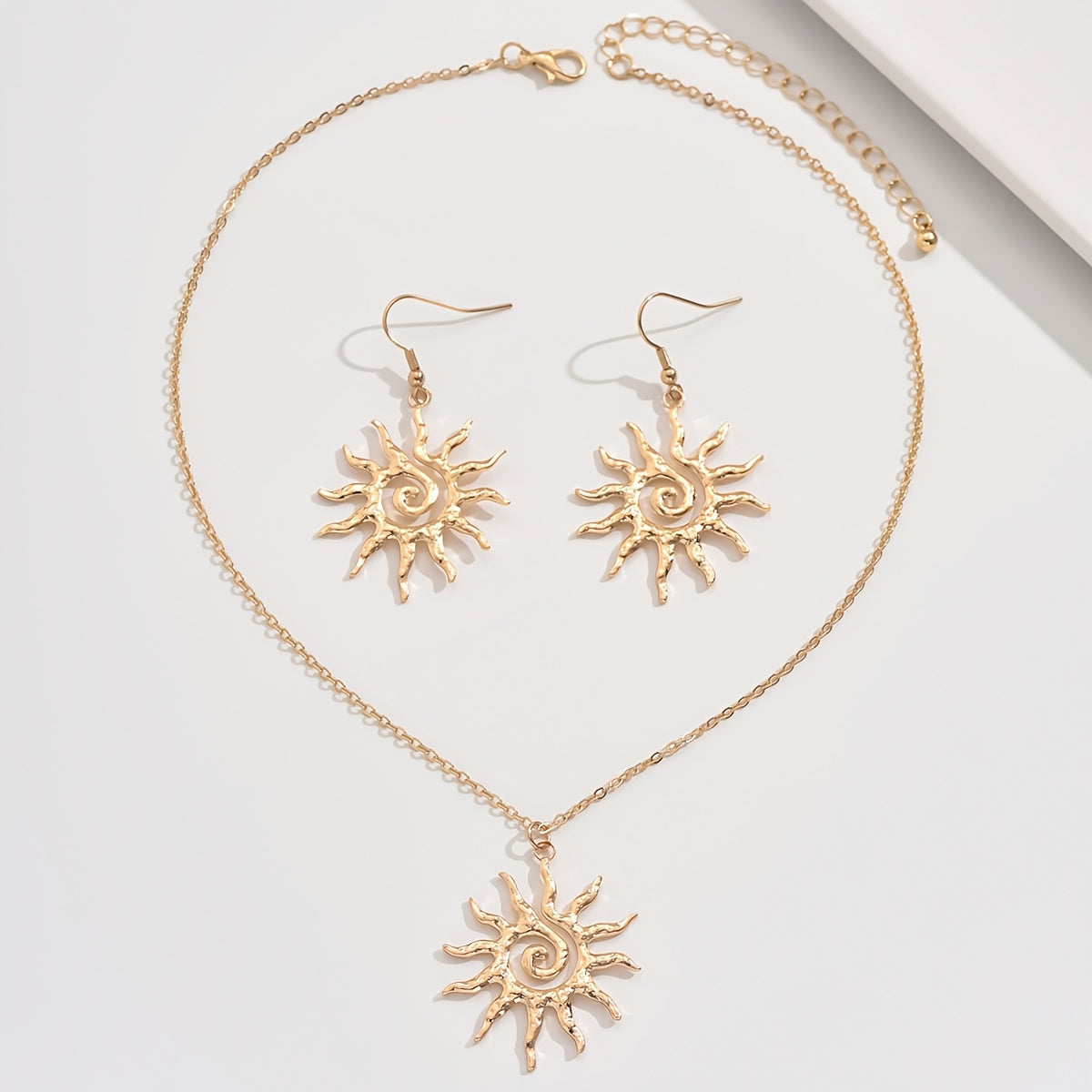 3pcs Elegant Sun Pendant Jewelry Set - Vintage & Ethnic Style Stainless steel Earrings and Necklace Combo for Casual Attire Parties & Gift Givin
